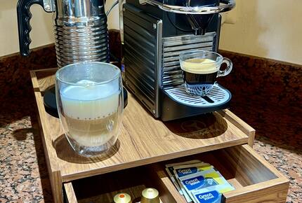 Nesspreso Machine for Expresso and Capuchinos