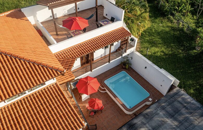 Casa Colibri + Casita - Vieques, Puerto Rico