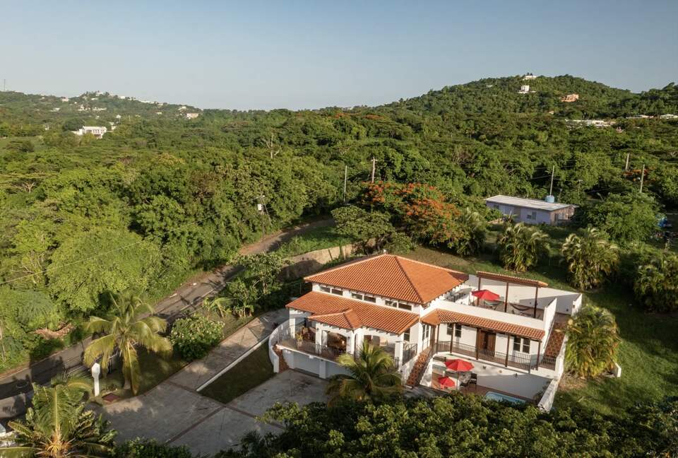 Casa Colibri + Casita - Vieques, Puerto Rico