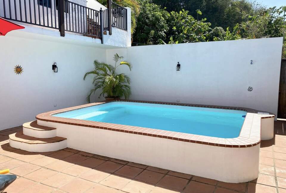 Casa Colibri + Casita - Vieques, Puerto Rico