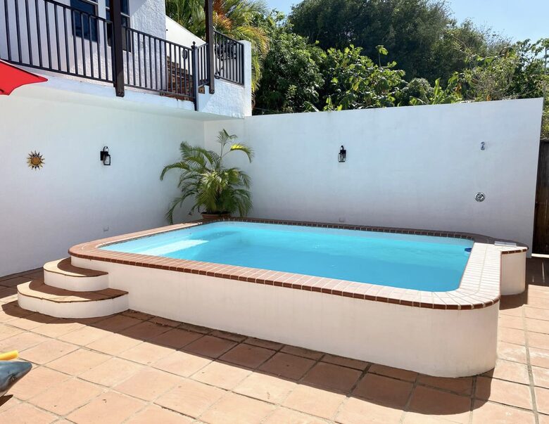 Casa Colibri + Casita - Vieques, Puerto Rico