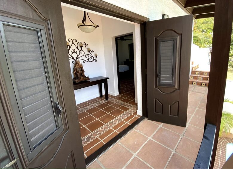 Casa Colibri + Casita - Vieques, Puerto Rico