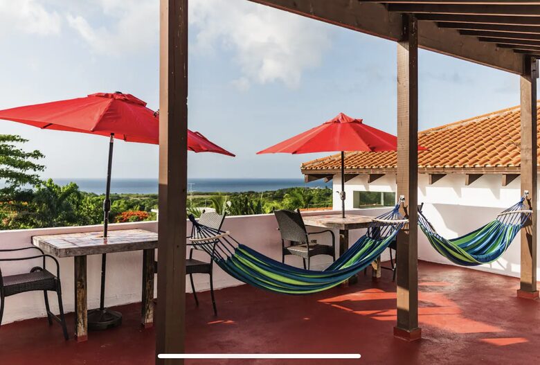 Casa Colibri + Casita - Vieques, Puerto Rico