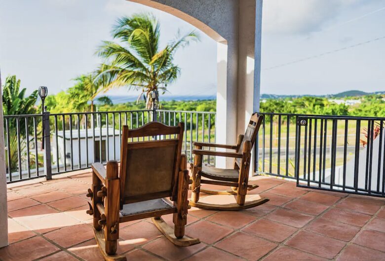Casa Colibri + Casita - Vieques, Puerto Rico