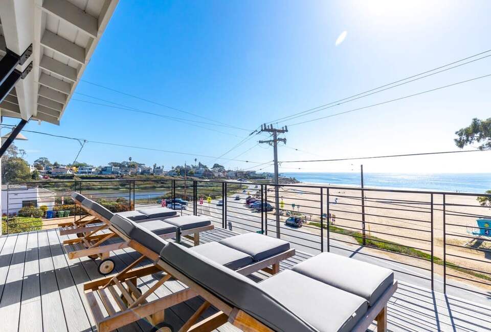 Luxury Beachfront Santa Cruz Home - Santa Cruz, California