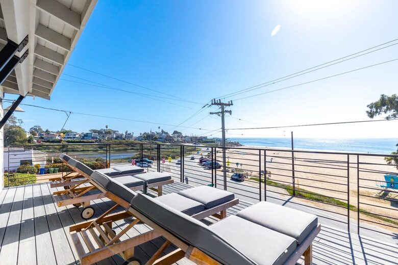 Luxury Beachfront Santa Cruz Home - Santa Cruz, California