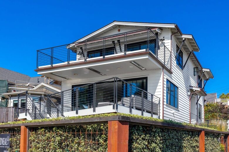 Luxury Beachfront Santa Cruz Home - Santa Cruz, California