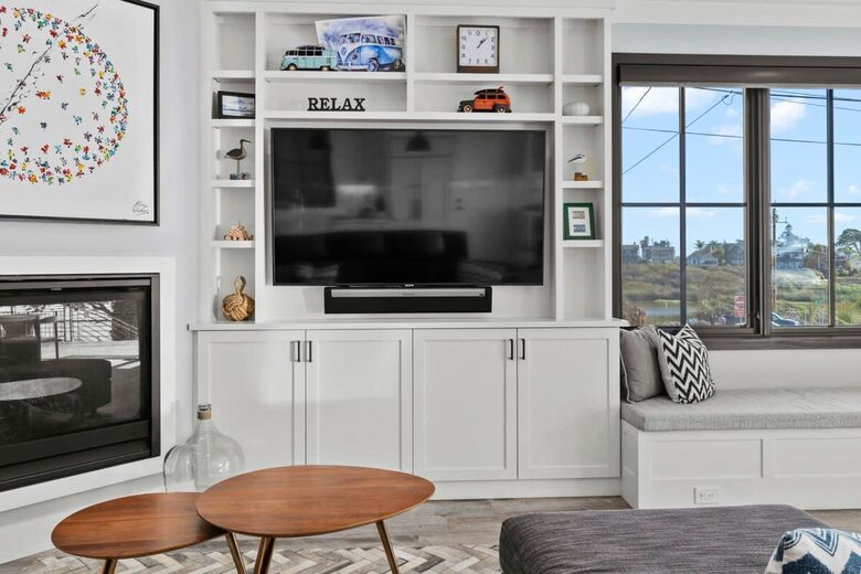 Luxury Beachfront Santa Cruz Home - Santa Cruz, California