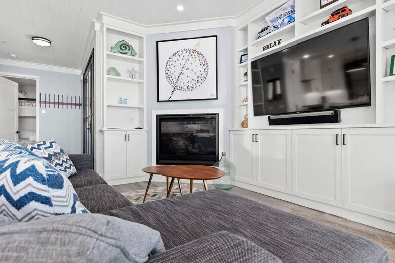 Luxury Beachfront Santa Cruz Home - Santa Cruz, California