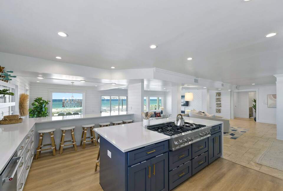 Pensacola Paradise Beachfront Retreat - Pensacola, Florida