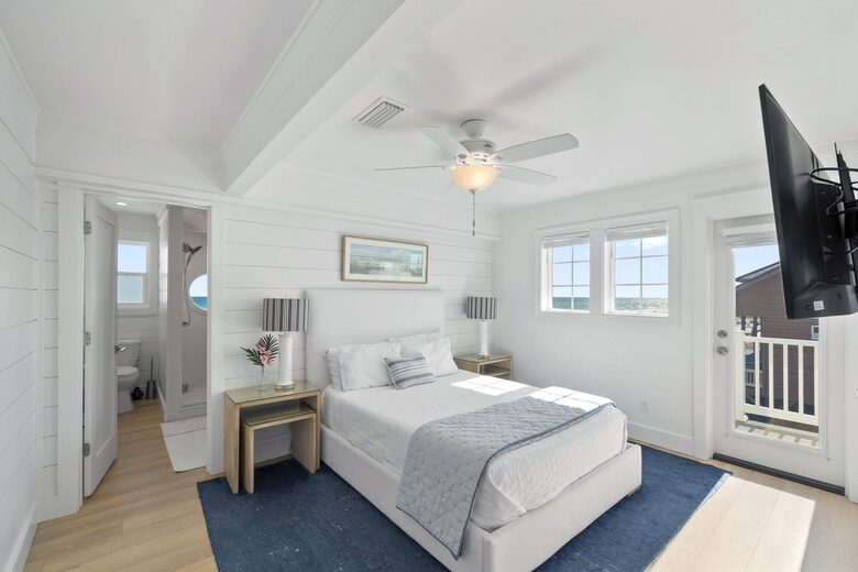 Pensacola Paradise Beachfront Retreat - Pensacola, Florida