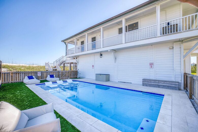 Pensacola Paradise Beachfront Retreat - Pensacola, Florida