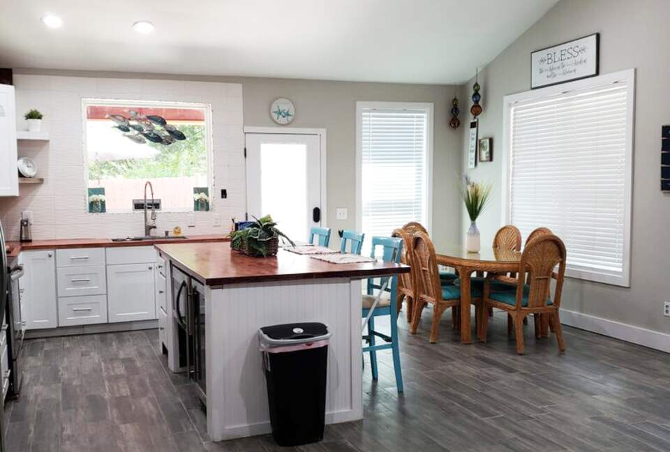 Texoma Lakeside Retreat - Pottsboro, Texas