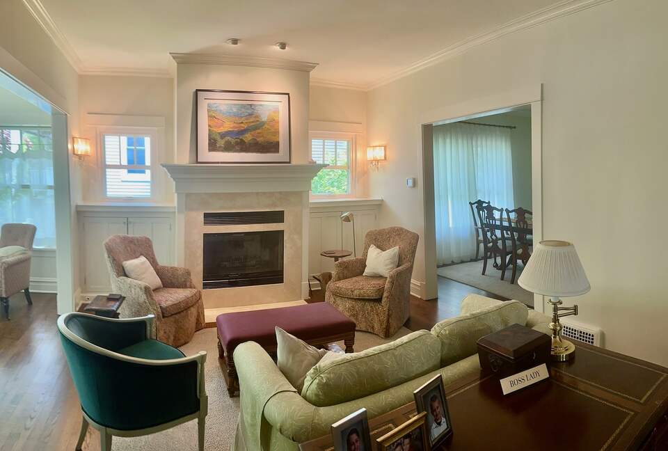 Winnetka Home | Close to Village Shops, Parks, Beach and Train - Winnetka, Illinois