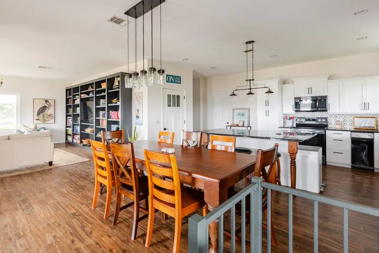 Lake House in Austin TX - Austin, Texas