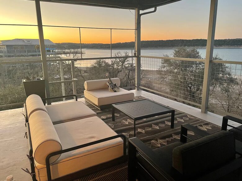 Lake House in Austin TX - Austin, Texas