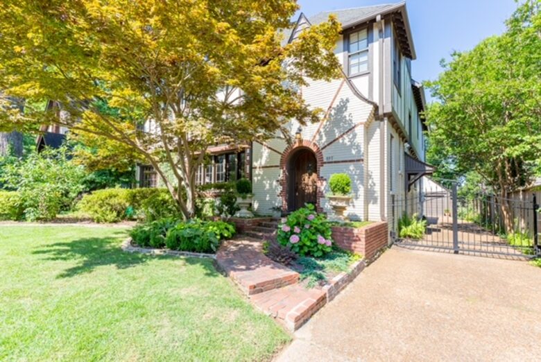 Luxury and Old World Charm in Midtown Memphis - Memphis, Tennessee