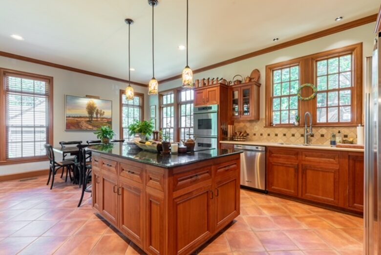 Luxury and Old World Charm in Midtown Memphis - Memphis, Tennessee