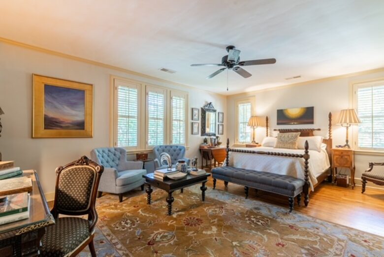 Luxury and Old World Charm in Midtown Memphis - Memphis, Tennessee