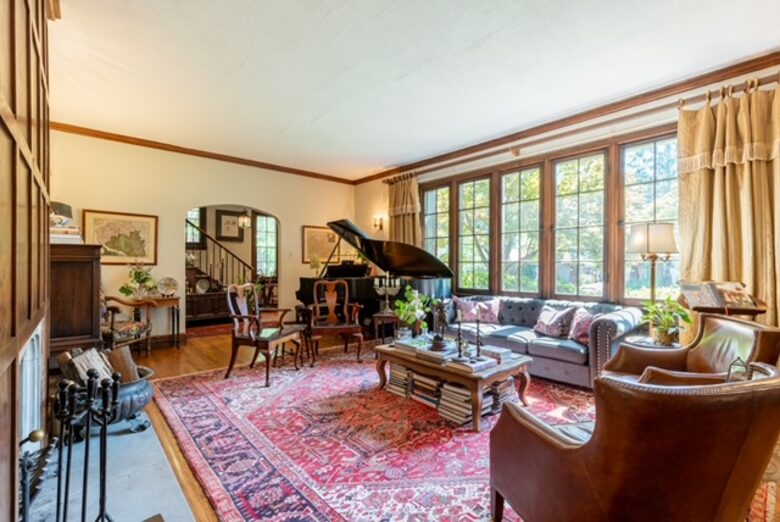 Luxury and Old World Charm in Midtown Memphis - Memphis, Tennessee