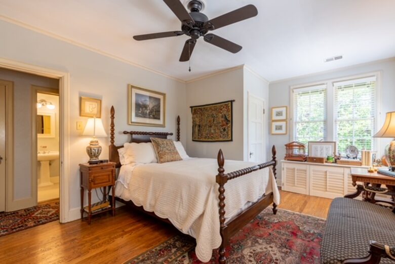 Luxury and Old World Charm in Midtown Memphis - Memphis, Tennessee