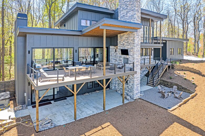 The Brevard Mountain Retreat - Brevard, North Carolina