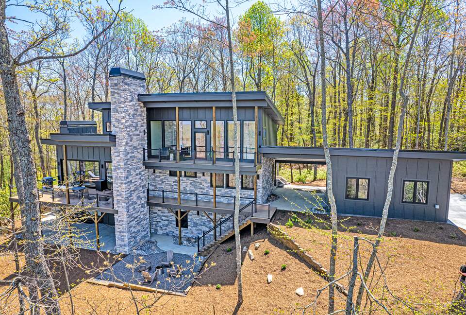 The Brevard Mountain Retreat - Brevard, North Carolina
