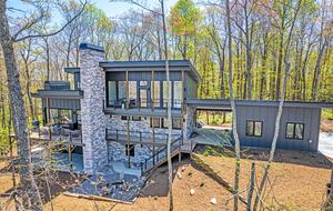 The Brevard Mountain Retreat - Brevard, North Carolina