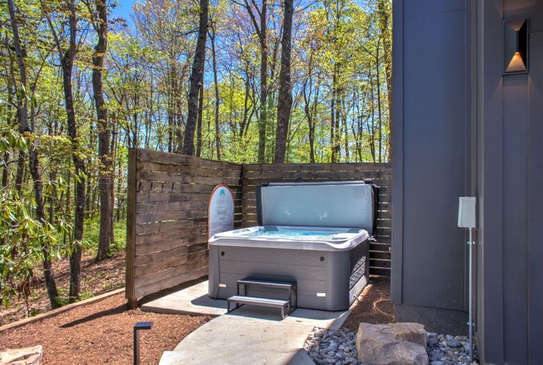 The Brevard Mountain Retreat - Brevard, North Carolina