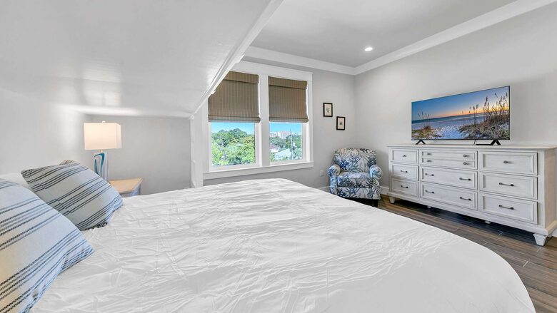 Rising Tide | Coastal Retreat in Gulf Pines - Miramar Beach, Florida