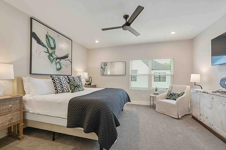 Howdy House - College Station, Texas