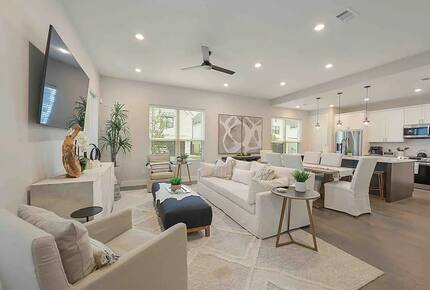 Howdy House - College Station, Texas