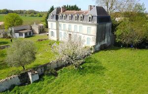 Château De Saint Sever - Saint-Sever-de-Saintonge, France