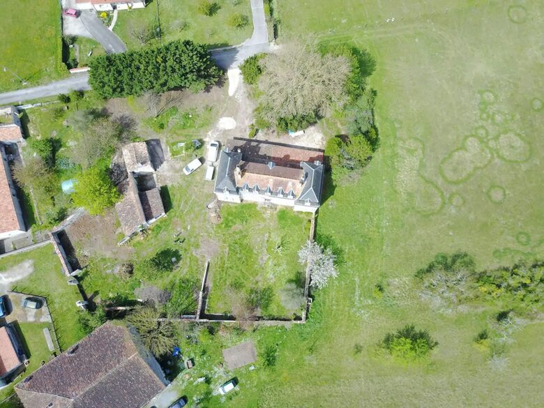 Château De Saint Sever - Saint-Sever-de-Saintonge, France