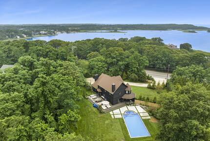 Waterfront Southampton Estate | Heated Pool, Spa, Gym, Outdoor Kitchen, Sonos - Southampton, New York
