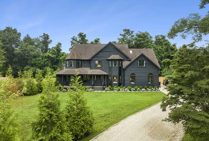 Waterfront Southampton Estate | Heated Pool, Spa, Gym, Outdoor Kitchen, Sonos - Southampton, New York