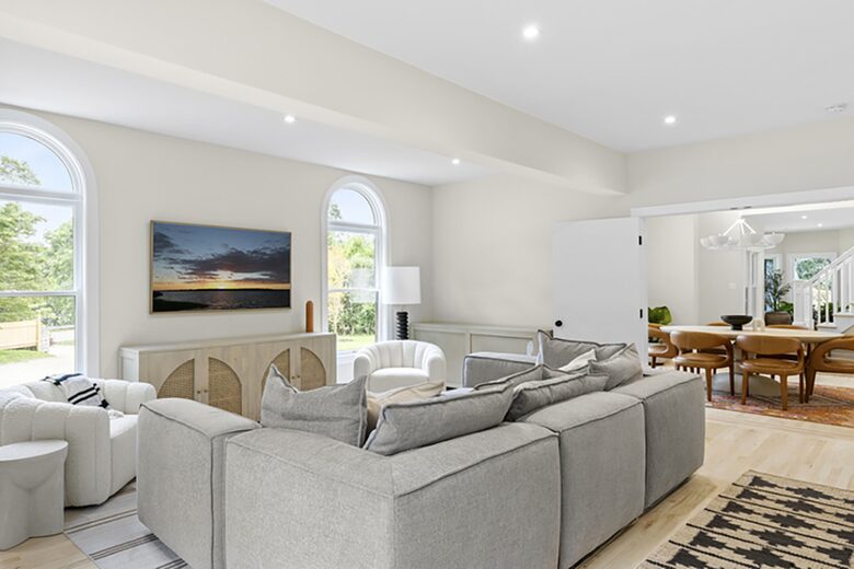 Waterfront Southampton Estate | Heated Pool, Spa, Gym, Outdoor Kitchen, Sonos - Southampton, New York