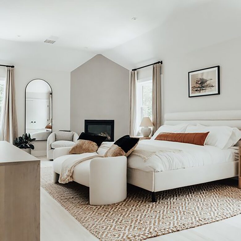 Waterfront Southampton Estate | Heated Pool, Spa, Gym, Outdoor Kitchen, Sonos - Southampton, New York