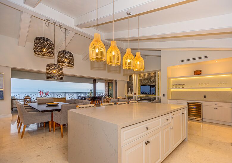 OceanView Penthouse, Hacienda de Mita, Daily Housekeeper/Cook, Free Golf Cart - Punta Mita, Mexico