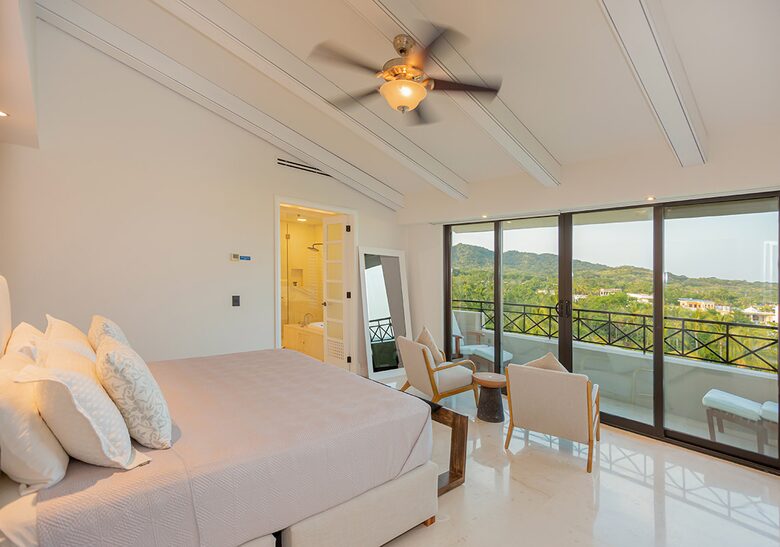 OceanView Penthouse, Hacienda de Mita, Daily Housekeeper/Cook, Free Golf Cart - Punta Mita, Mexico