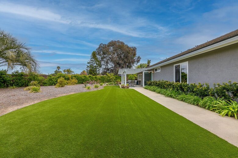 Coastal Garden Retreat - Encinitas, California