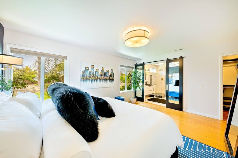 Coastal Garden Retreat - Encinitas, California