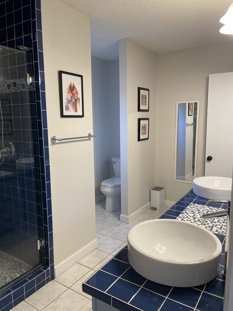 Beautiful Mountain Retreat | 10 minutes to Downtown Asheville - Asheville, North Carolina