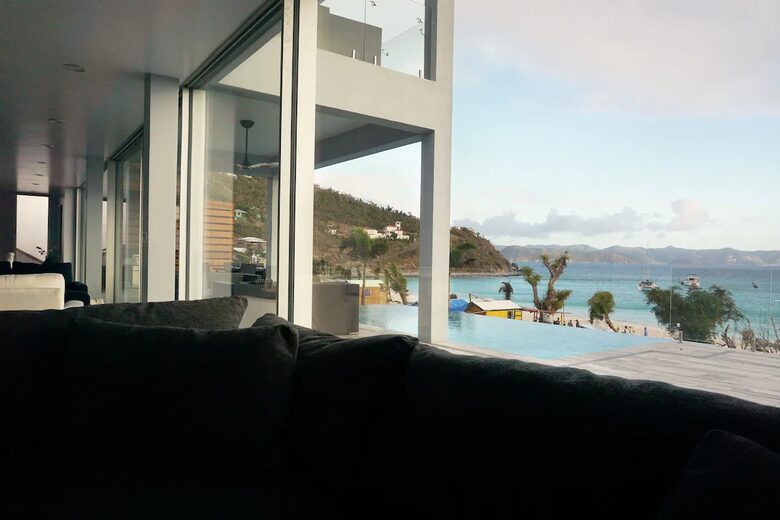 Glass House: BVI Paradise with Private Beach - Jost van dkye, Virgin Islands, British