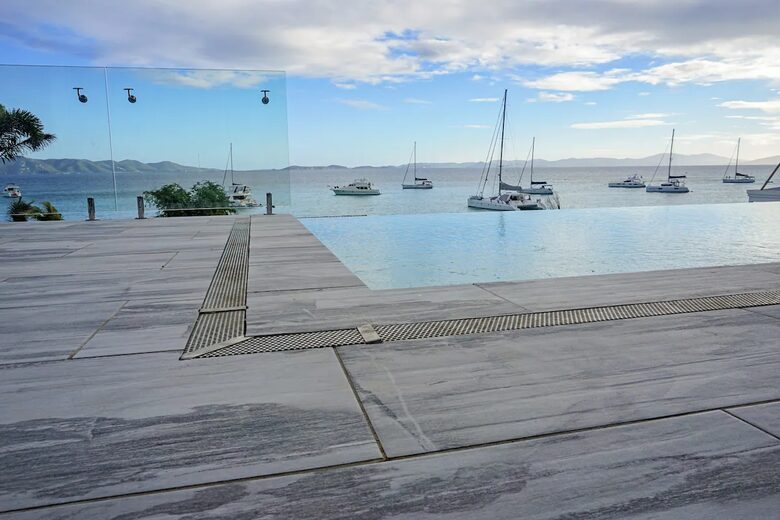 Glass House: BVI Paradise with Private Beach - Jost van dkye, Virgin Islands, British
