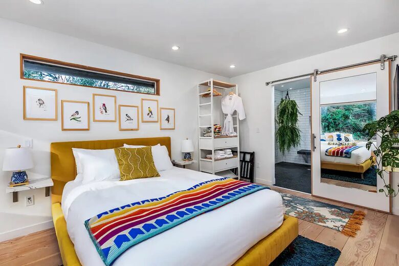 SaltWood | Zenith Waterfront Retreat - Kingston, Washington