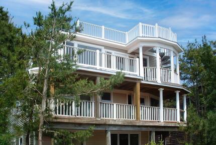 Dreamy Barnegat Light Oceanfront Shore Beach House - Barnegat Light, New Jersey