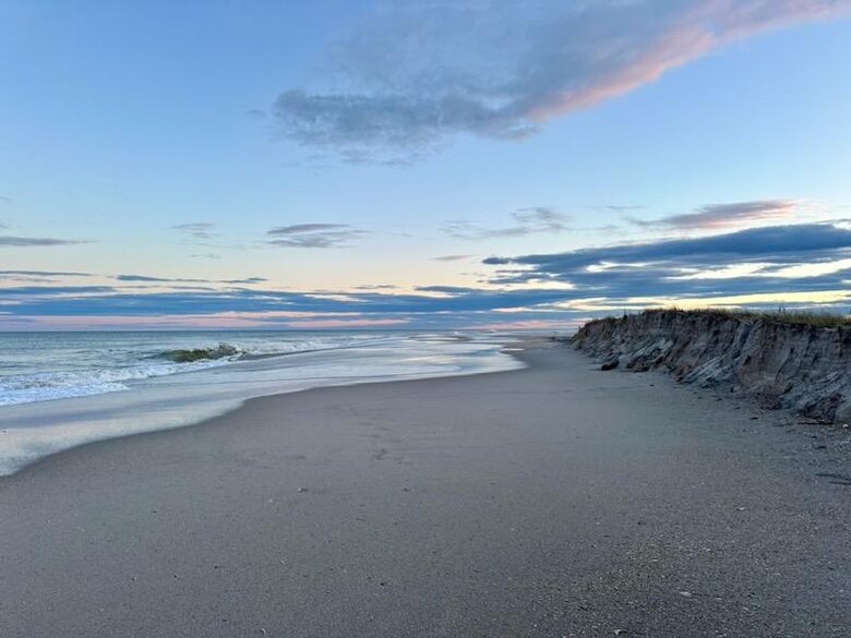 Dreamy Barnegat Light Oceanfront Shore Beach House - Barnegat Light, New Jersey