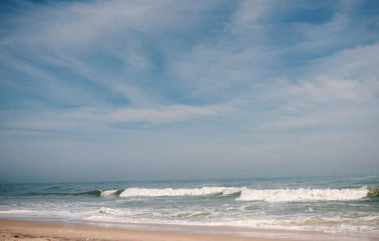 Dreamy Barnegat Light Oceanfront Shore Beach House - Barnegat Light, New Jersey