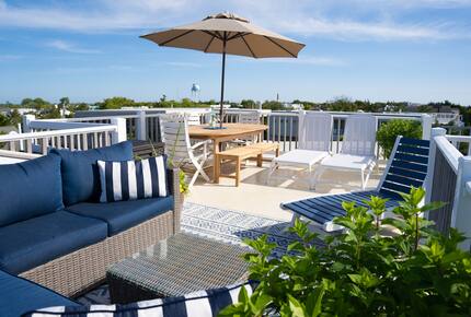 Dreamy Barnegat Light Oceanfront Shore Beach House - Barnegat Light, New Jersey